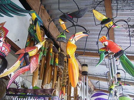 木彫りの鳥たち