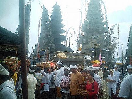 10年に一度！ブサキ寺院の大祭 ブサキ寺院バリ・ヒンドゥー教