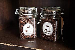 オリジナルブレンドのタイ産コーヒー豆。