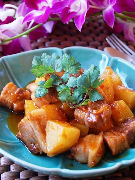 【レシピ】豚肉のパイナップル炒め ほなみ先生タイ料理教室