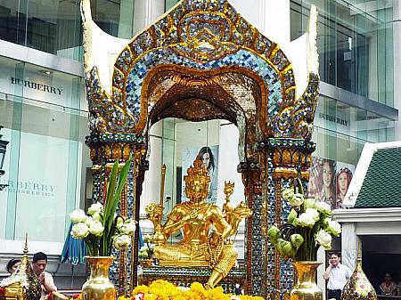 タイのパワースポットを巡る! パワースポット寺