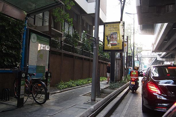 それでも、渋滞がひどいバンコクでは自転車がブームになりつつあります