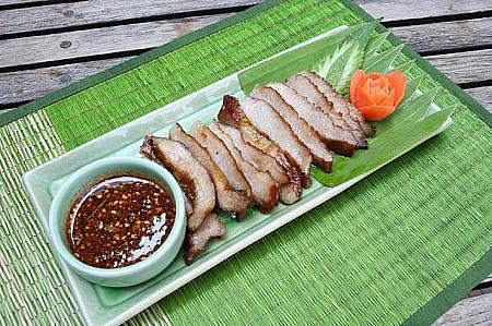 コームーヤーン 豚肉の炭火焼 喉肉 のど肉 タイ料理 コー・ムー・ヤーン 豚肉ビギナー向け
