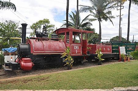 Ewa 1。　1890年に造られたこの機関車は、エバのサトウキビ農園で初めて使用された列車