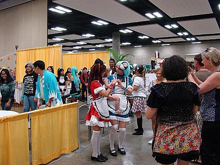 2011年はローカルのアニメファンによるアニメ＆メイド喫茶も出現した「ホノルル・フェスティバル」。