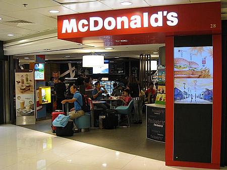 4. McDonald's<BR>腹が減っては買い物はできません！時間節約のためにもファーストフードが便利ｗ。