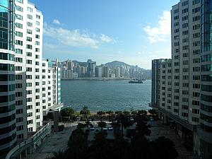 香港島が奥に見えます
