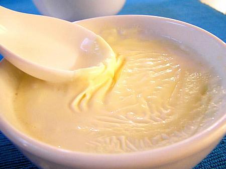 櫻井景子先生の香港レシピ教室 鮮奶[火敦]蛋と雙皮奶の巻 