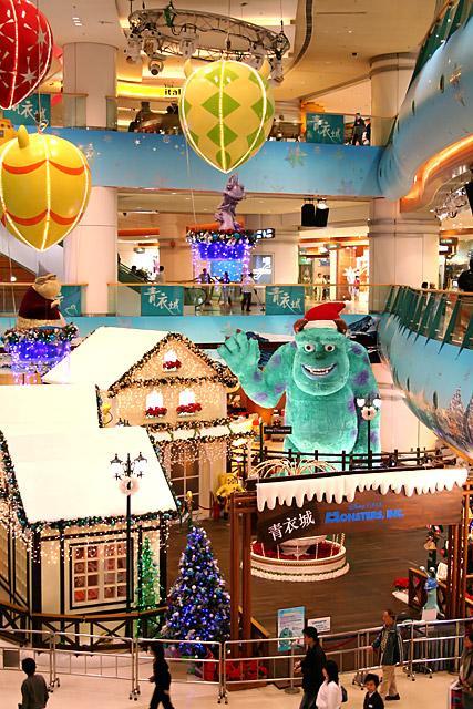 2007年　ショッピングモールのクリスマスデコレーション