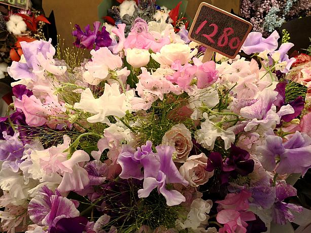 1000ドルを超えるお花までさまざま。それでも日本よりは断然安い！