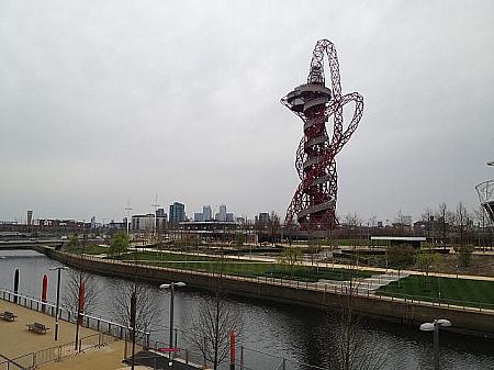 何よりも詳しい「オリンピック・パーク」徹底ガイド！2014 オリンピック・パーク ロンドン・アクアティック・センターオリンピック・スタジアム