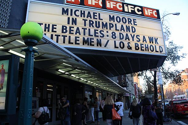 そんな中、10月19日にマイケル・ムーア監督の新作『マイケル・ムーア・イン・トランプランド』が公開にされました。