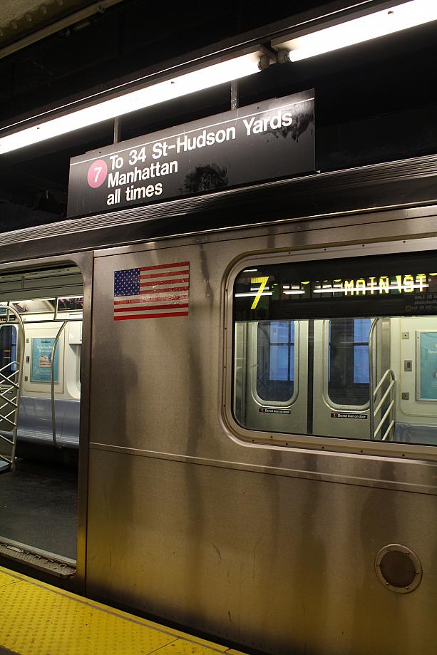 ニューヨークの一部地下鉄はマンハッタンを抜けると地上を走ります。<br>今回ご紹介する7番線もその一つです。