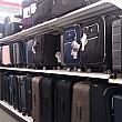 スーツケースもあります。お土産買いすぎたらターゲットへ！