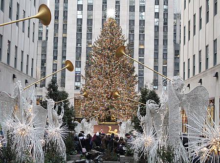 11&12月のニューヨーク【2022年】 ロックフェラーセンターのクリスマスツリー ホリデーマーケット ホリデーシーズン ニューヨーク証券取引所 ミュージアム・オブ・ブロードウェイ 寒さ対策静電気防止