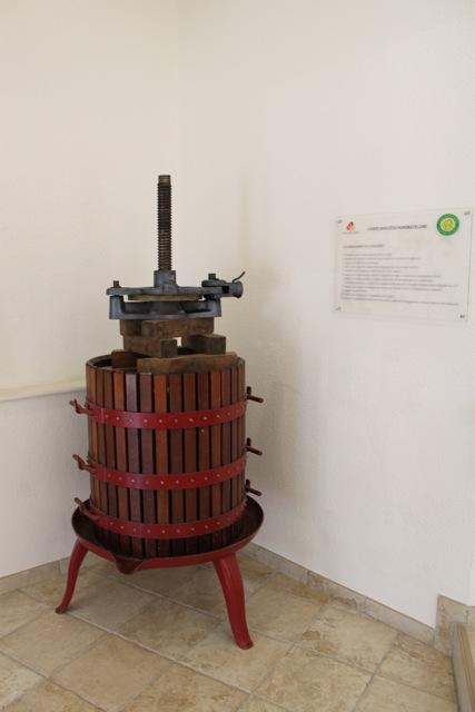 ロワール地方のワインカーヴを訪ねて ワイン カーヴ ロワール地方 シュナン・ブラン モワルードゥミ・セック
