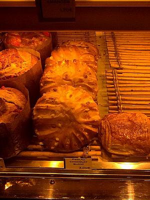 香り高いカフェと美味しいパンで、とっても幸せな気持ちになるプチ・デジュネ！