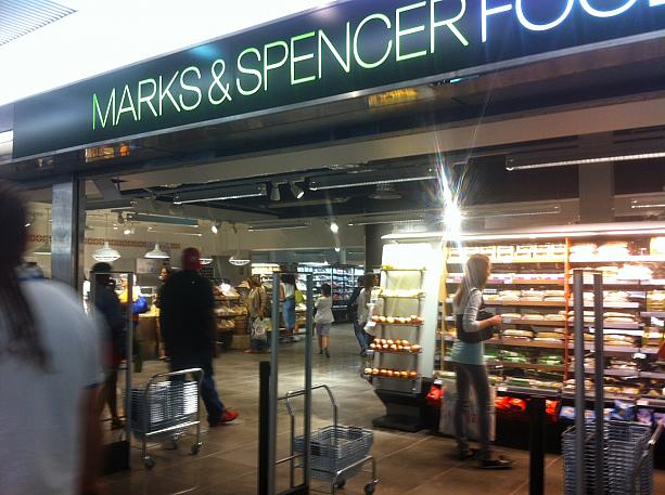 最近勢いのあるイギリス発スーパー、Marks & Spenserがオープン