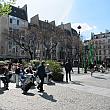 復活祭シーズンです。パリは今週からバカンスに入ったばかりですが、他の国からパリへバカンスに来る人達で街はにぎわっています。こちらはポンピドゥーセンターのあるボーブール界隈。