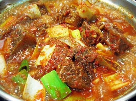 韓国の激辛料理、食べ比べ！