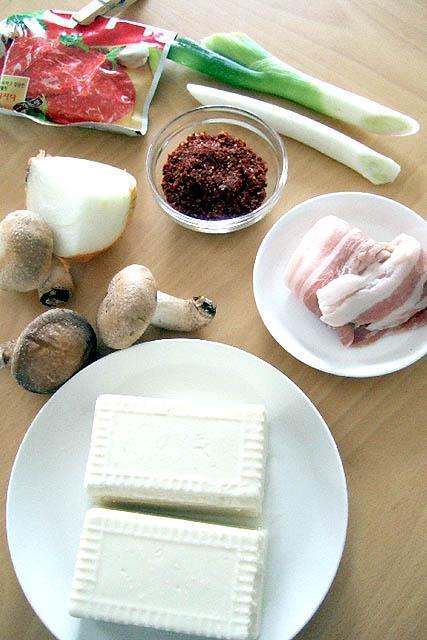 みゆき先生の簡単＆おいしい韓国料理レシピ！「スンドゥブチゲ＆ナスのニンニク醤油あえ｣