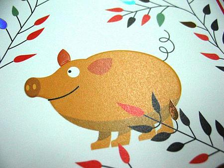 干支を使ったカードがあまり無い中で来年の干支の豚（韓国ではイノシシでなく豚！）が描かれていたのがこちら。ポップな雰囲気も目立ちます。これ、どこかで見たような･･･そうだ、花札！！＾＾900ウォン