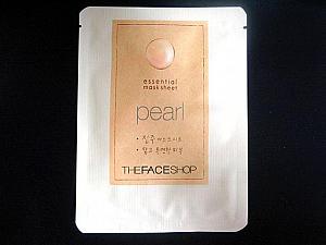 ★ １位essential mask sheet pearl（THE FACE SHOP）<br>肌が弱いので貼ったときのピリピリ感の有無は一番のポイント。これは１５～２０分間自然に張り続けられたし、香りもやさしく、翌朝もしっとり落ち着く感じ。白くなった気も。 