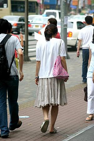写真で見る江南駅周辺ファッションチェック！【２００５年７月】 ７月の服装7月の服装