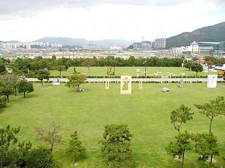 2002釜山ビエンナーレ