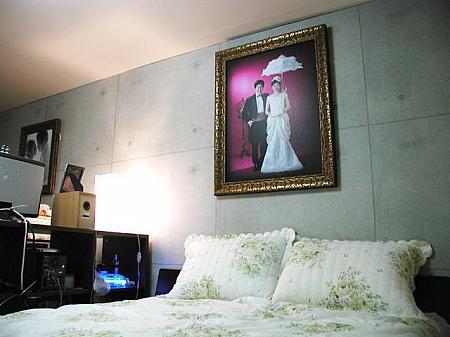 韓国の新婚家庭には欠かせない結婚写真。