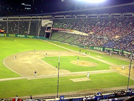 しばさきのキムチとバット～日韓野球考・第３回「２００１韓国野球観戦記（１）」