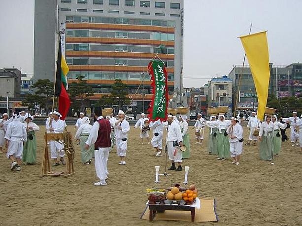 広安里ビーチでテボルムのお祭りが行われました！