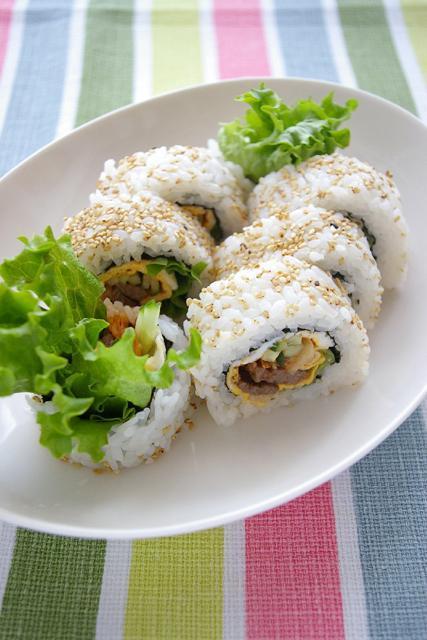 みゆき先生の簡単＆おいしい韓国料理レシピ！「カリフォルニア風キンパ（キムパプ）」 レシピ 料理教室 キムパプ キンパッ キンパプ 海苔巻き 韓国海苔巻きキンパ