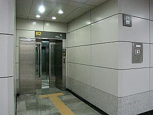 エレベーターも設置されています。

