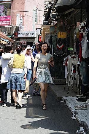 写真で見る釜山ファッションチェック！【２０１０年５月】 釜山大学 ショッピングアイテム 路地裏ショップ オシャレなショップ ５月の服装5月の服装