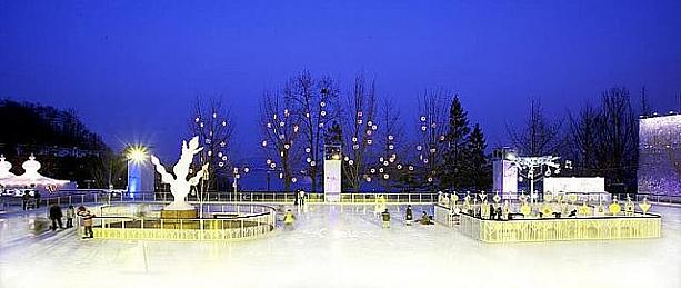 ソウルでスケートを楽しもう！ アイススケート ホテル内スケート場 野外スケート場アイスリンク
