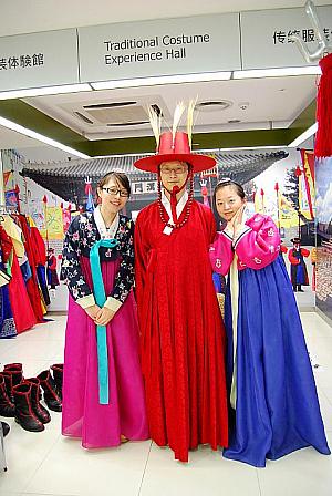 明洞で韓国伝統文化を体験してみよう！ 韓国伝統文化体験　 明洞 お面作り 韓服試着ソウルグローバル文化観光センター