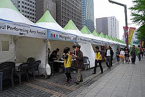 写真で見るHi Seoul Festival（ハイソウルフェスティバル）２０１１～その２！ ハイソウルフェスティバル ソウル広場 地球村ハンマダン 世界料理 世界文化物産展 インフォメーションフェアソウルのお祭り