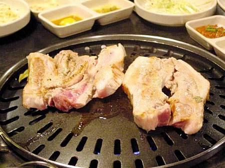 サムギョプサル 焼き肉 焼肉 豚 ２人前から ビギナー サムギョプサル 三枚肉 豚肉 삼겹살 手頃な焼肉 焼き（クイ） サンギョッサルサムギョッサル