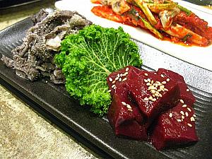 ソウル生肉ガイド！ 韓国で生肉 韓国の生肉料理 韓国でユッケ ソウルでユッケ 韓国でレバ刺し ソウルでレバ刺し 韓国で生レバー ソウルで生レバー 韓国で牛刺し ソウルで牛刺しユッサシミ