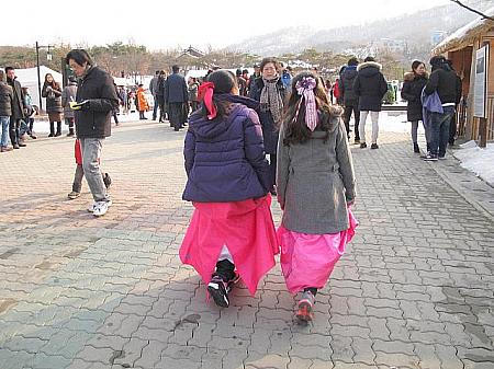 ちょっと寒いけど、子どもも大人も外国人も、いろいろ楽しめる南山コル韓屋村でしたー＾＾