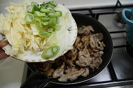 主婦料理企画・韓国料理を作ろう～コチュジャンなしのチェユッポックン編！ 家庭料理 韓国料理 豚肉 辛い 簡単レシピ 黄金レシピ サムシセキチャンスンウォン