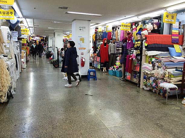 東大門総合市場の地下毛糸売り場にやってきました！