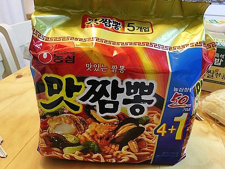 チキンのお供は、今韓国で流行中のチャンポン！