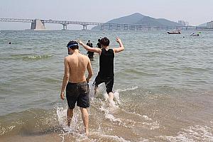 6月の釜山 【2016年】 梅雨の釜山 噴水ショー ミルミョン 初夏の食べ物 初夏 お祭り 海開きプール