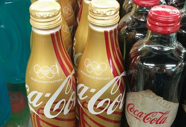 オリンピック限定のコーラも！
