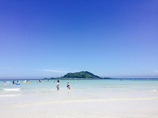 こんなにきれいなビーチがあるの？！ここは済州島の挟才（ヒョプチェ）海水浴場！