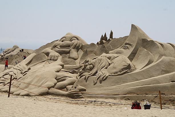 今日から海雲台ビーチは砂祭り～！