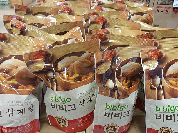 明日（7/12）は韓国版の土用の丑の日、伏日。今年初めての伏日だから、初伏！スーパーにはその準備コーナーがいっぱい！このまま温めればよい参鶏湯はもちろん～！