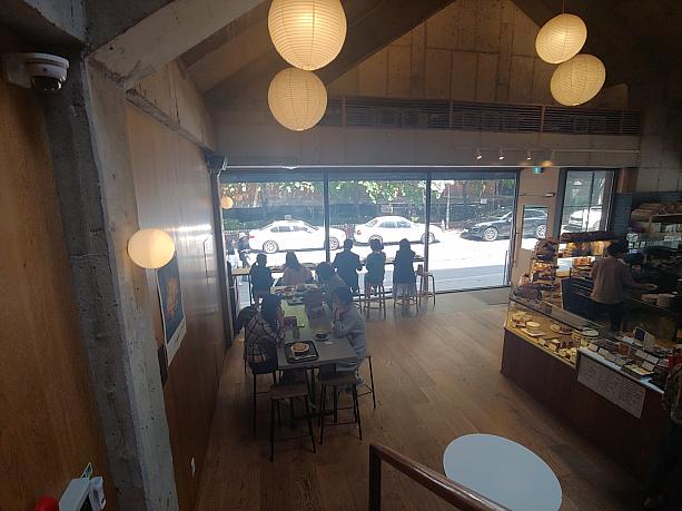 今年初めにオープンしてから大人気のソウルカフェの一つとして注目されています。